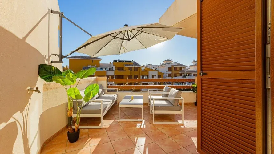 2 bedrooms apartment for sale, Torrevieja, Spain No. 541 № 18
