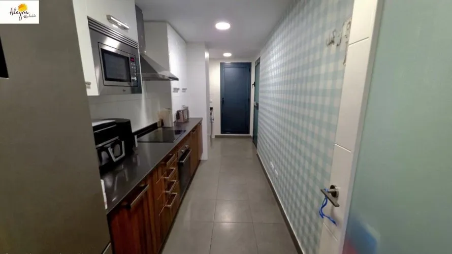3 bedrooms apartment for sale, Alicante, Spain No. 1196 № 2