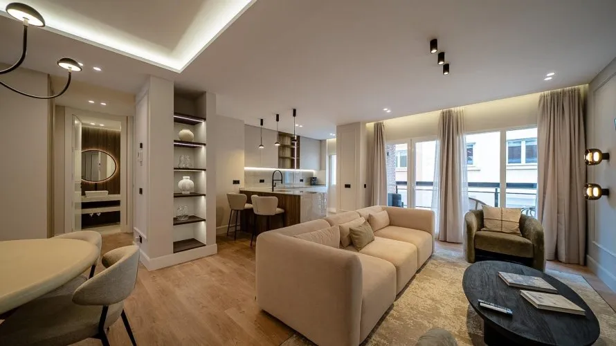 3 bedrooms apartment for sale, Madrid, Spain No. 1027 № 2