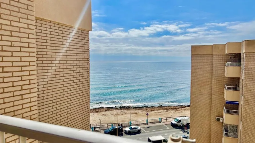 2 bedrooms penthouse for sale, Torrevieja, Spain No. 1024 № 6
