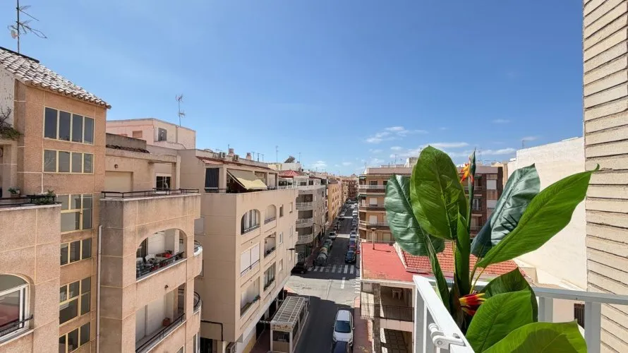3 bedrooms penthouse for sale, Torrevieja, Spain No. 1053 № 20