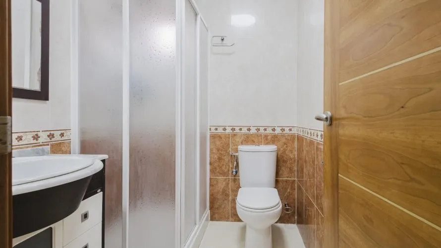 79m² apartment for sale, Torrevieja, Spain No. 998 № 17