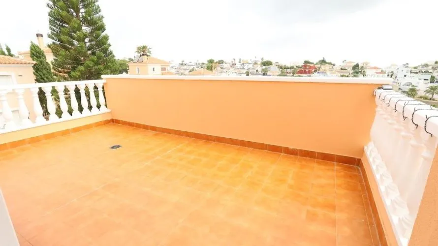 3 bedrooms apartment for sale, Campoamor, Spain No. 1378 № 8
