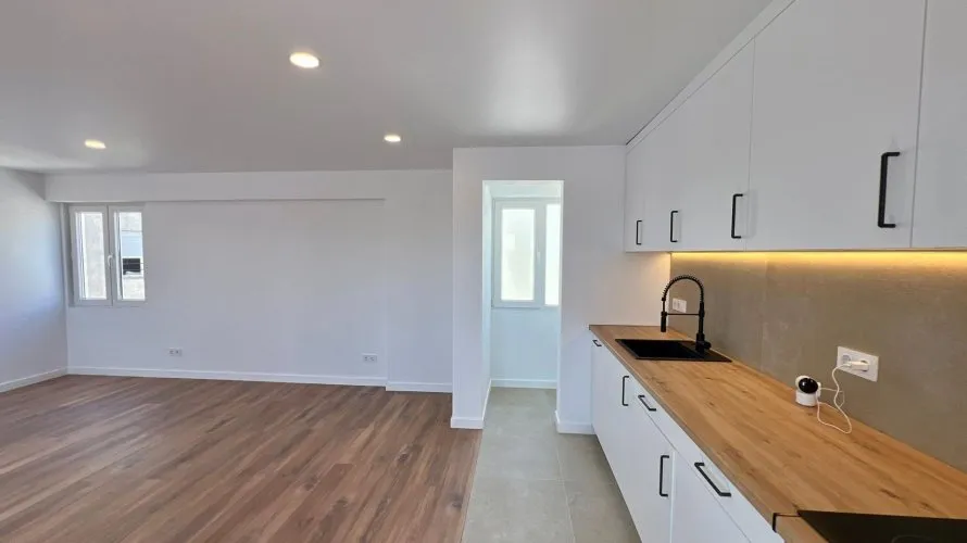 1 bedroom penthouse for sale, Manises, Spain No. 1424 № 8
