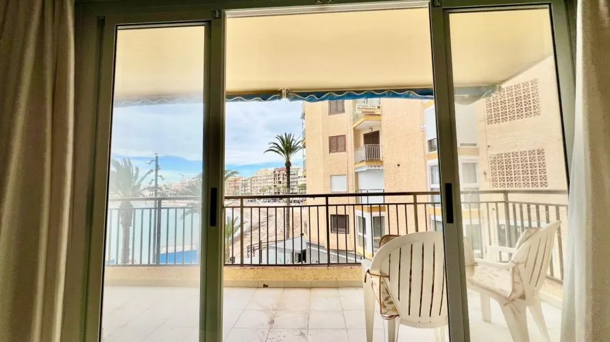 3 bedrooms apartment for sale, Torrevieja, Spain No. 994 № 11
