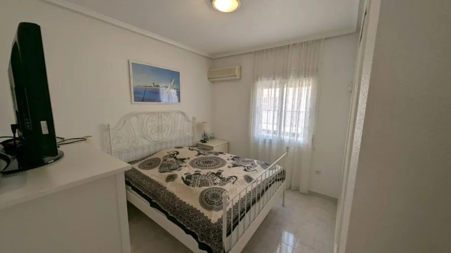 3 bedrooms apartment for sale, Rojales, Spain No. 767 № 4