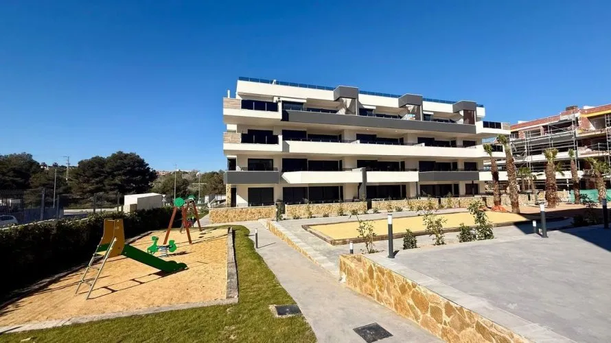 2 bedrooms penthouse for sale, Torrevieja, Spain No. 1001 № 9