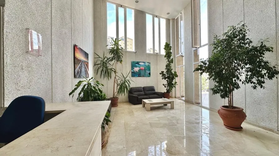 64m² apartment for sale, Benidorm, Spain No. 630 № 2
