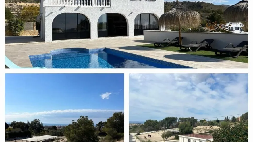 4 bedrooms house for sale, Villajoyosa, Spain No. 805