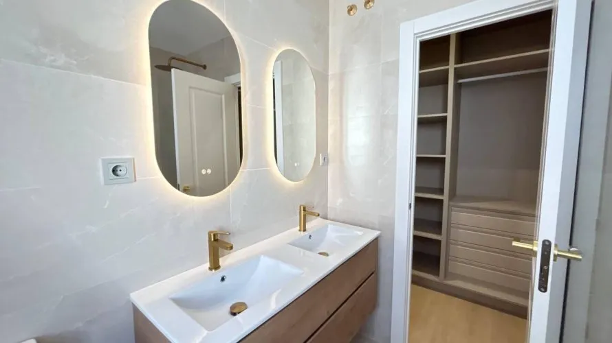 2 bedrooms apartment for sale, Madrid, Spain No. 1039 № 23