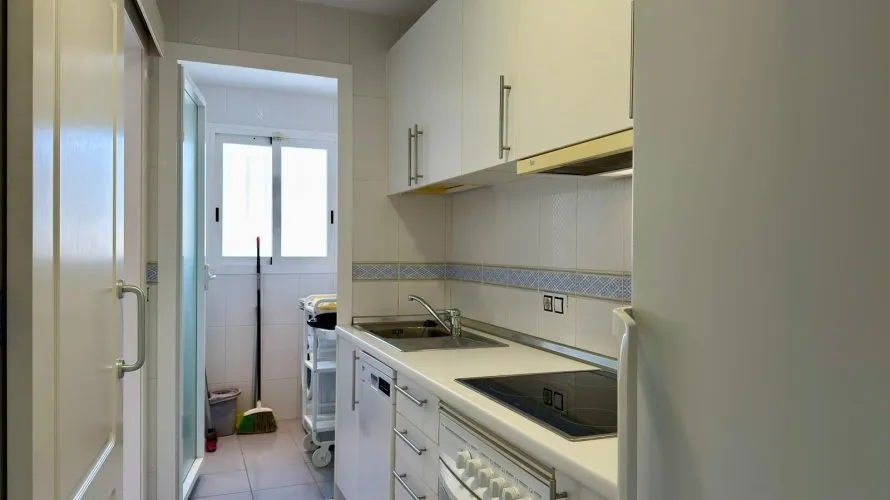 2 bedrooms penthouse for sale, Benidorm, Spain No. 130 № 12