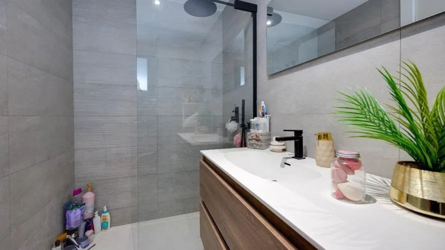 3 bedrooms apartment for sale, Torrevieja, Spain No. 1392 № 16