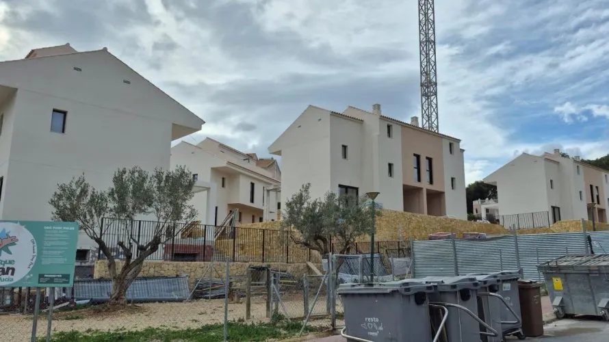 3 bedrooms house for sale, La Nucia, Spain No. 872 № 9
