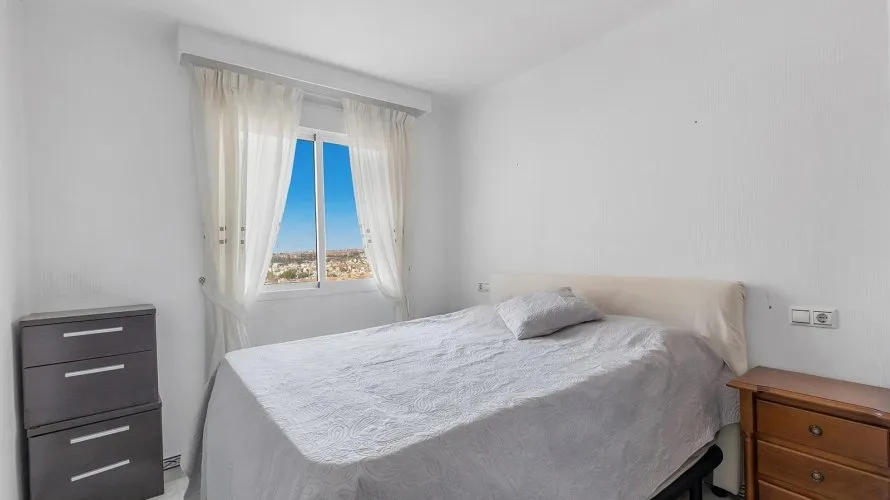 1 bedroom apartment for sale, Torrevieja, Spain No. 82 № 12