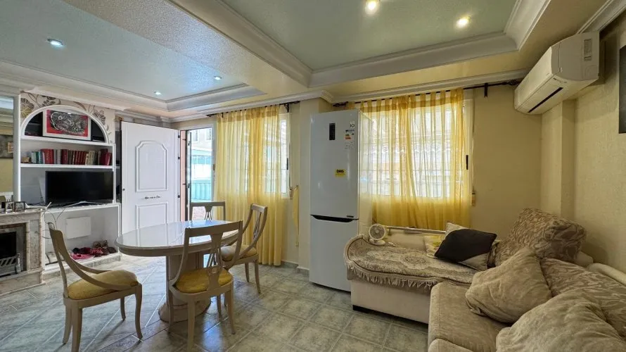 3 bedrooms house for sale, Guardamar del Segura, Spain No. 794 № 16