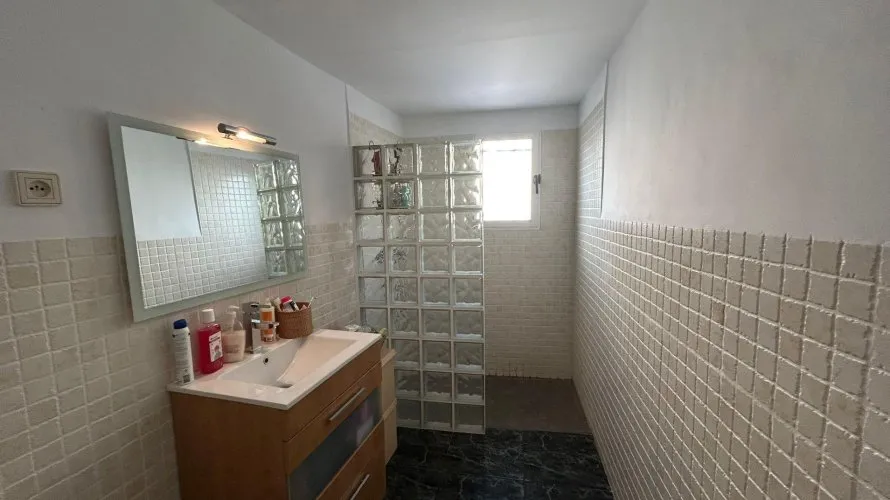 3 bedrooms house for sale, Polop, Spain No. 944 № 9