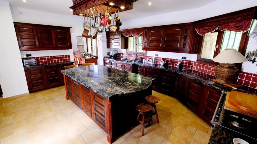 4 bedrooms villa for sale, Fustera, Spain No. 291 № 13