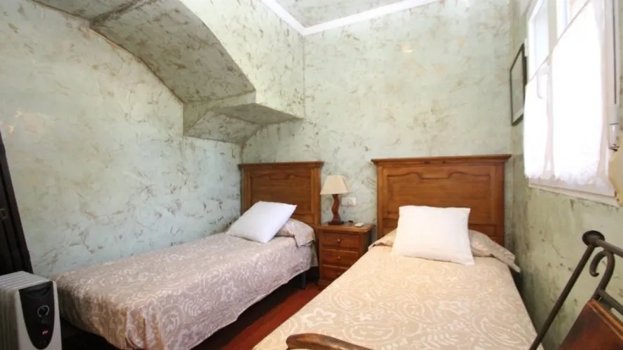 5 bedrooms villa for sale, Cabo Roig, Spain No. 563 № 15