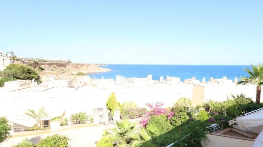 3 bedrooms house for sale, Cabo Roig, Spain No. 1410