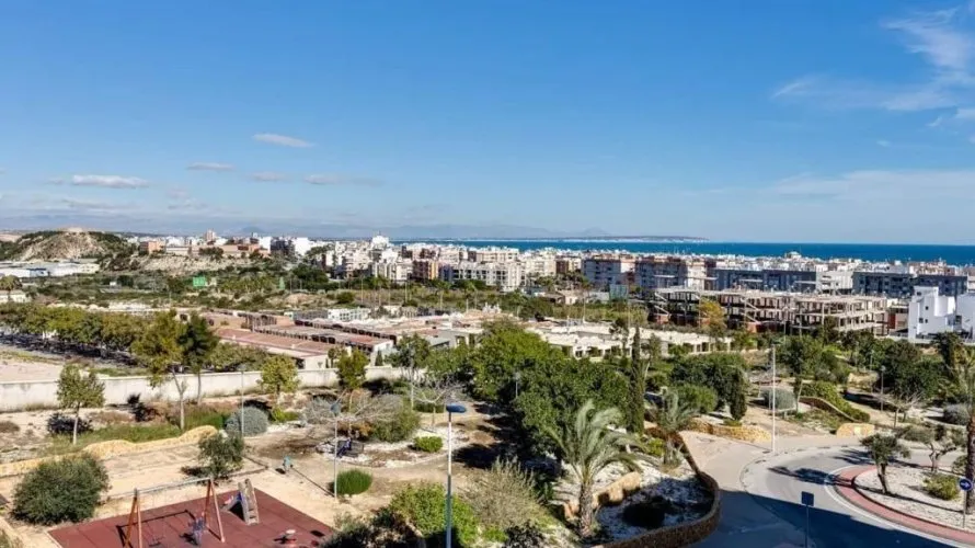 3 bedrooms apartment for sale, Guardamar del Segura, Spain No. 633 № 16