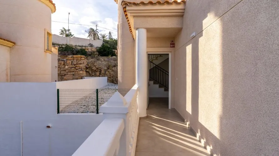 3 bedrooms apartment for sale, El Campello, Spain No. 237 № 9
