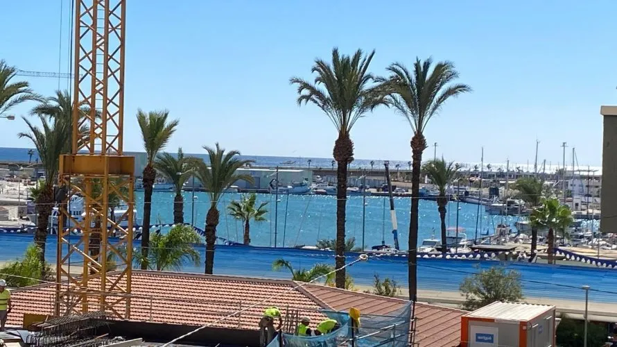 4 bedrooms apartment for sale, Torrevieja, Spain No. 781 № 21