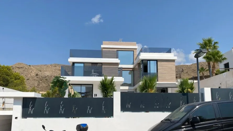 6 bedrooms villa for sale, Finestrat, Spain No. 839 № 3
