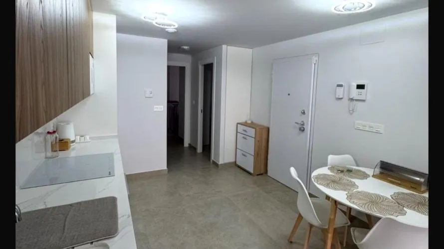 1 bedroom apartment for sale, Torrevieja, Spain No. 1103 № 1