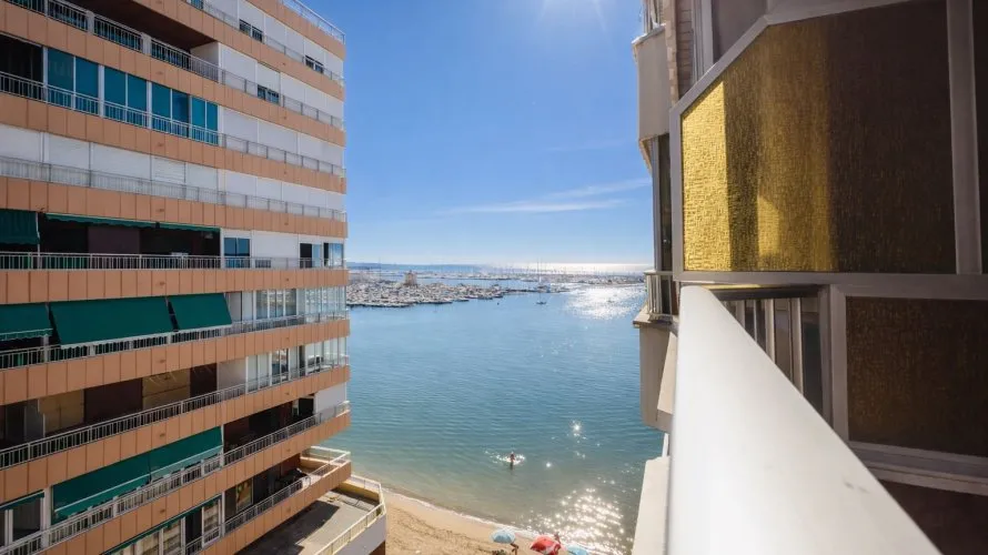 100m² apartment for sale, Torrevieja, Spain No. 1055