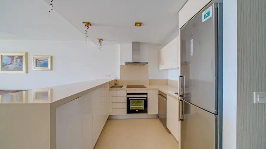 2 bedrooms apartment for sale, Villajoyosa, Spain No. 411 № 13