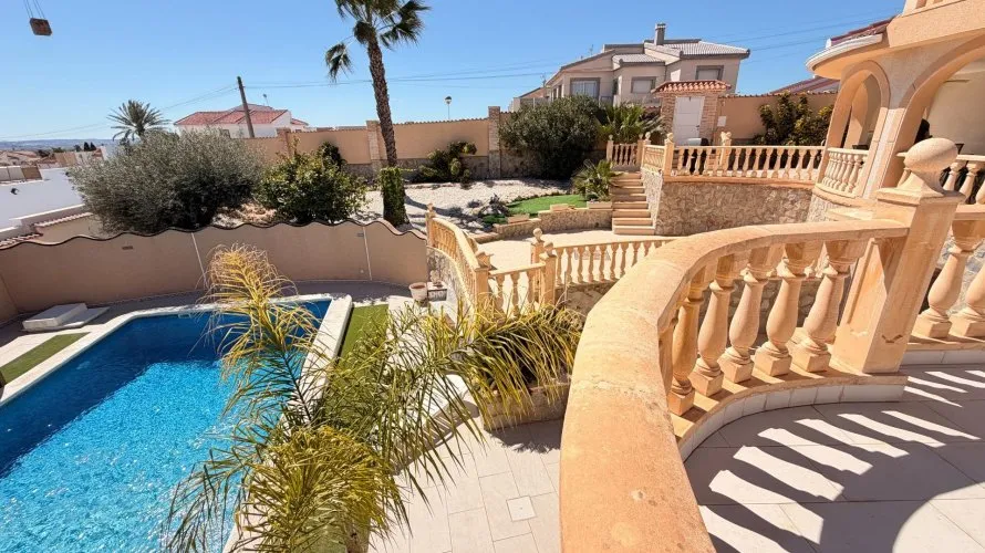 5 bedrooms villa for sale, Ciudad Quesada, Spain No. 1082 № 2