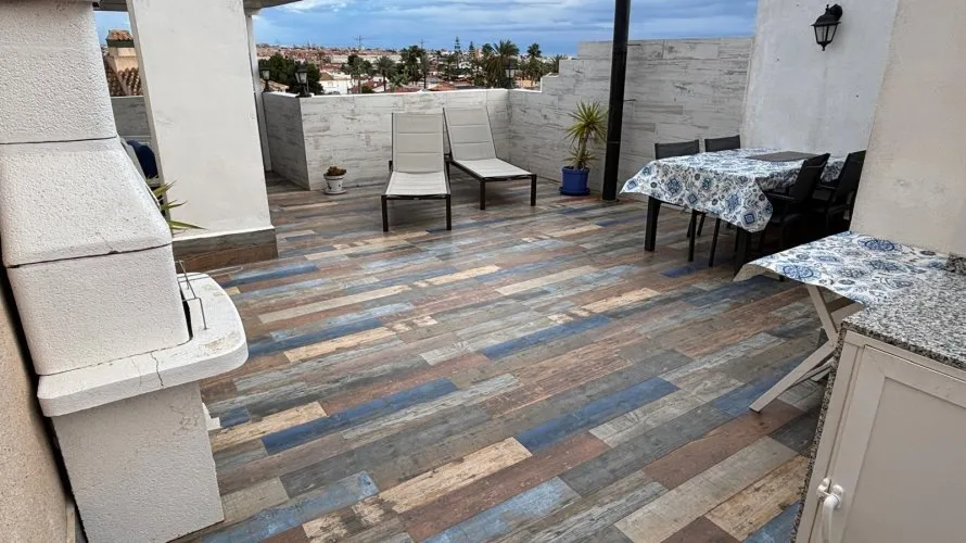 2 bedrooms penthouse for sale, Nueva Torrevieja, Spain No. 990 № 10