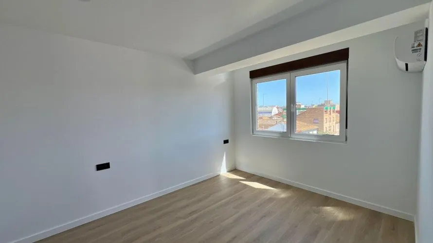 1 bedroom penthouse for sale, Picanya, Spain No. 1407 № 17