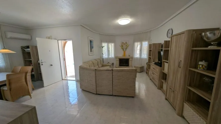 3 bedrooms apartment for sale, Rojales, Spain No. 767 № 14