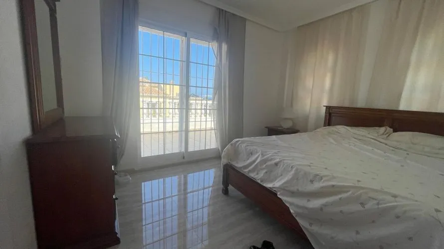 5 bedrooms house for sale, Torrevieja, Spain No. 802 № 18