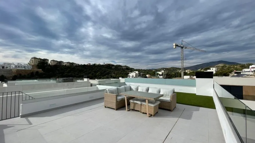 139m² villa for sale, Finestrat, Spain No. 570 № 1
