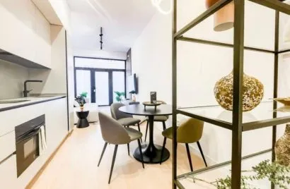 2 bedrooms apartment for sale, Madrid, Spain No. 922