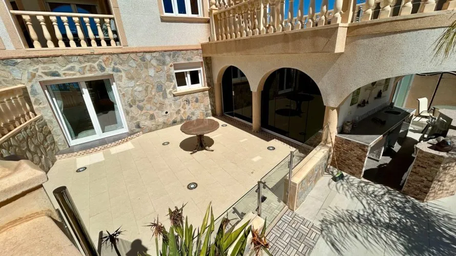 5 bedrooms villa for sale, Ciudad Quesada, Spain No. 1082 № 8