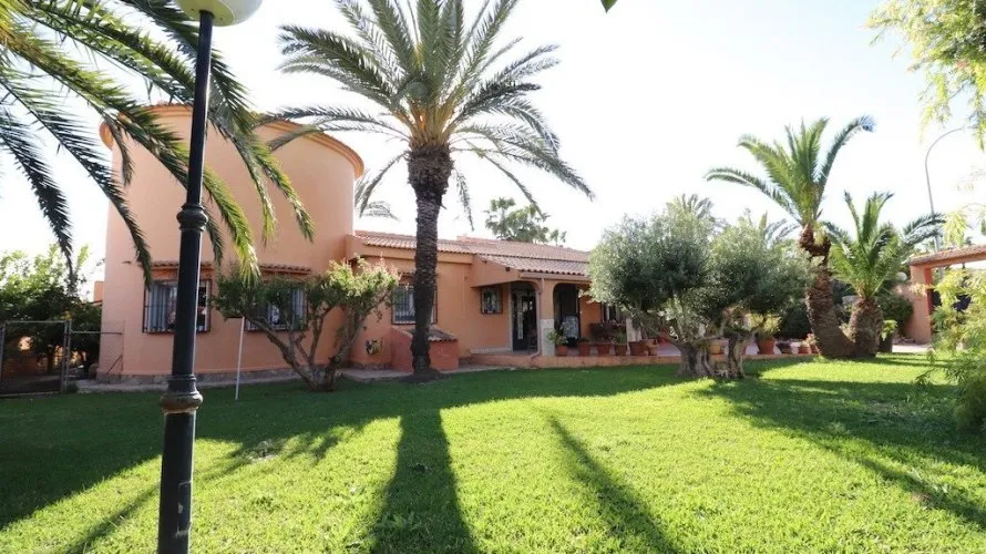 5 bedrooms apartment for sale, El Chaparral, Spain No. 562 № 28