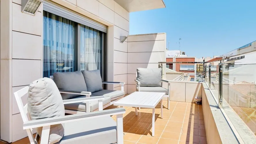 228m² penthouse for sale, Torrevieja, Spain No. 595 № 3