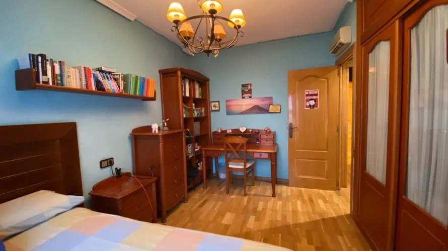 4 bedrooms apartment for sale, Alicante, Spain No. 689 № 3
