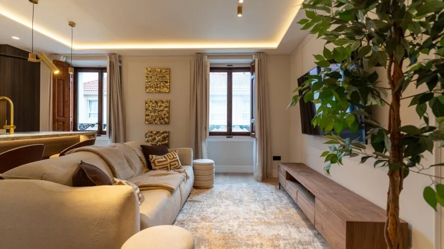 3 bedrooms apartment for sale, Madrid, Spain No. 951 № 2