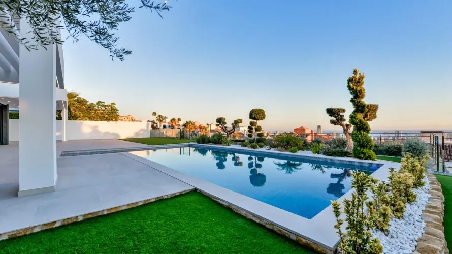 7 bedrooms villa for sale, Finestrat, Spain No. 703 № 2