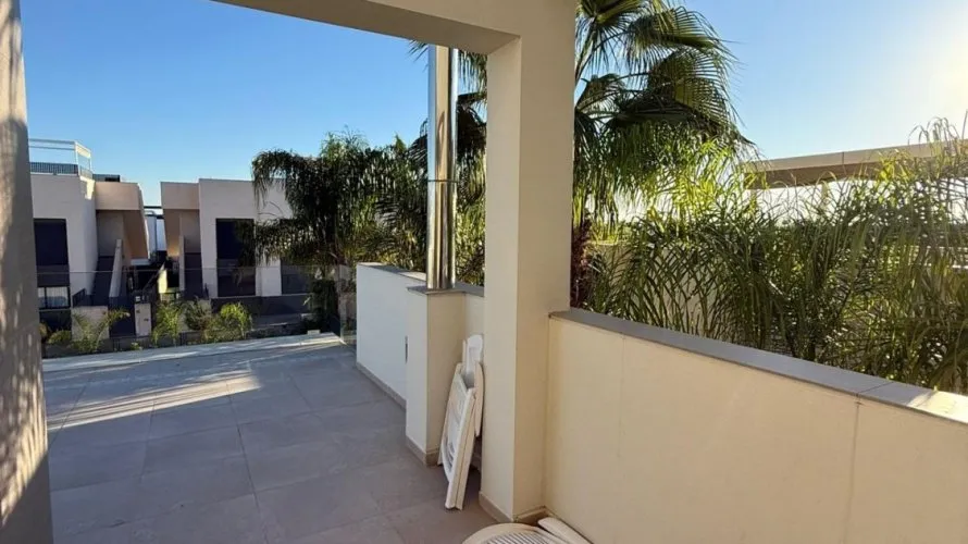 3 bedrooms villa for sale, Ciudad Quesada, Spain No. 901 № 23