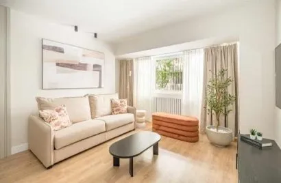 2 bedrooms apartment for sale, Madrid, Spain No. 636