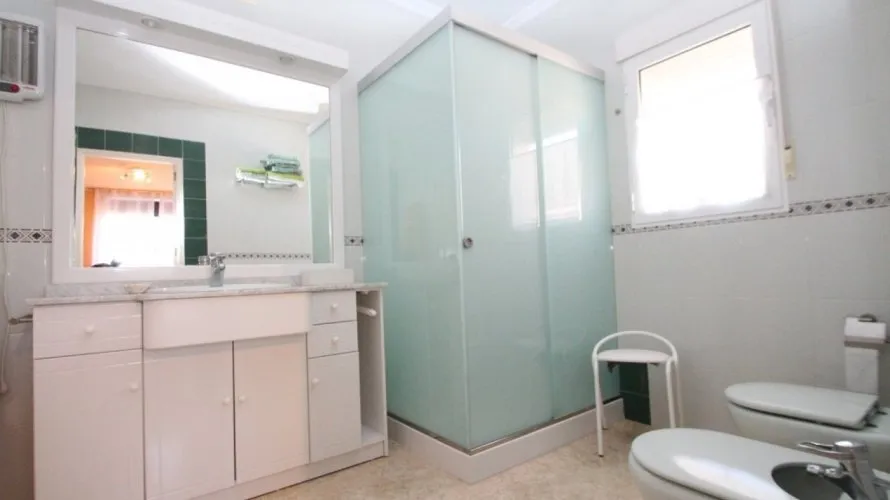 5 bedrooms villa for sale, Cabo Roig, Spain No. 563 № 26