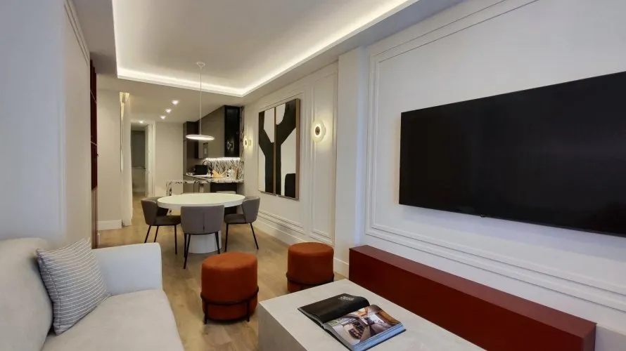 2 bedrooms apartment for sale, Madrid, Spain No. 643 № 4