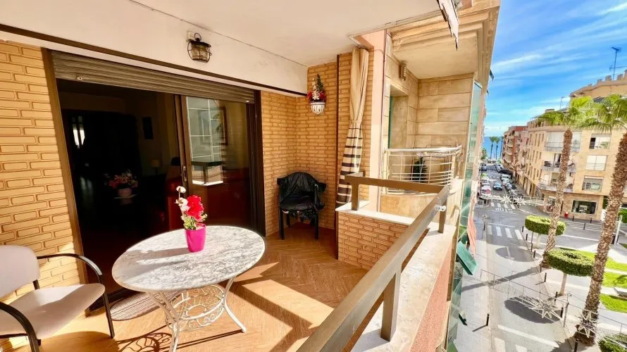 3 bedrooms apartment for sale, Torrevieja, Spain No. 156 № 21