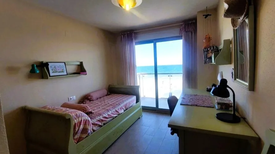 4 bedrooms apartment for sale, Torrevieja, Spain No. 561 № 17