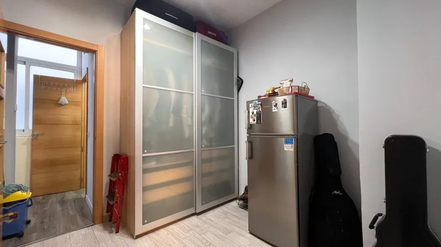 1 bedroom apartment for sale, Madrid, Spain No. 993 № 5